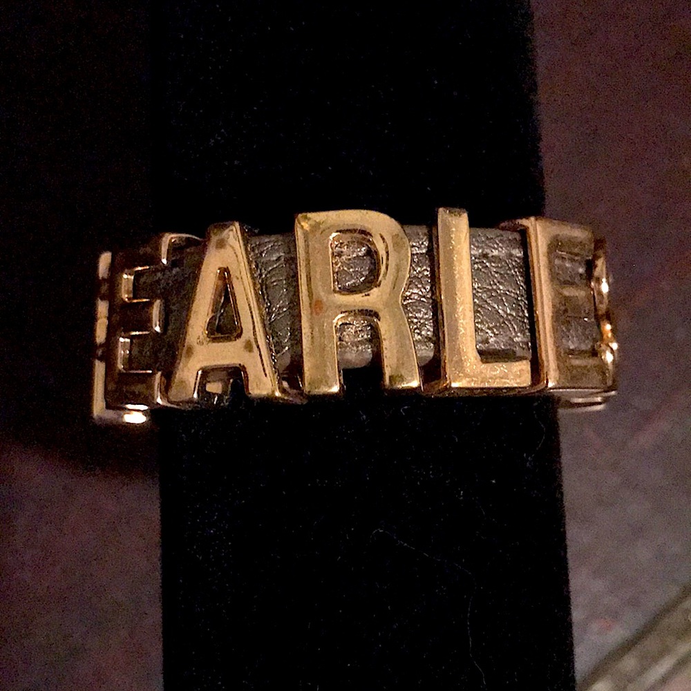 Gifted🎁 BCBGENERATION FEARLESS BRACELET - Picture 3 of 10